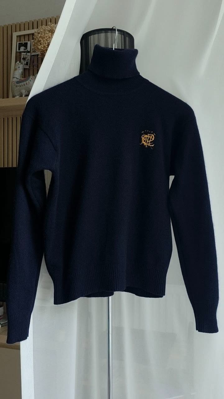 Vintage Ralph Lauren Cashmere Turtleneck 💙