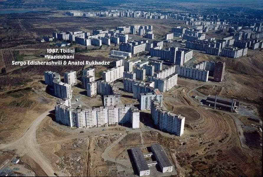 ვეძებ გამოცდილ დიასახლისს, საკონტაქტო დამიტოვეთ კომენტარებში