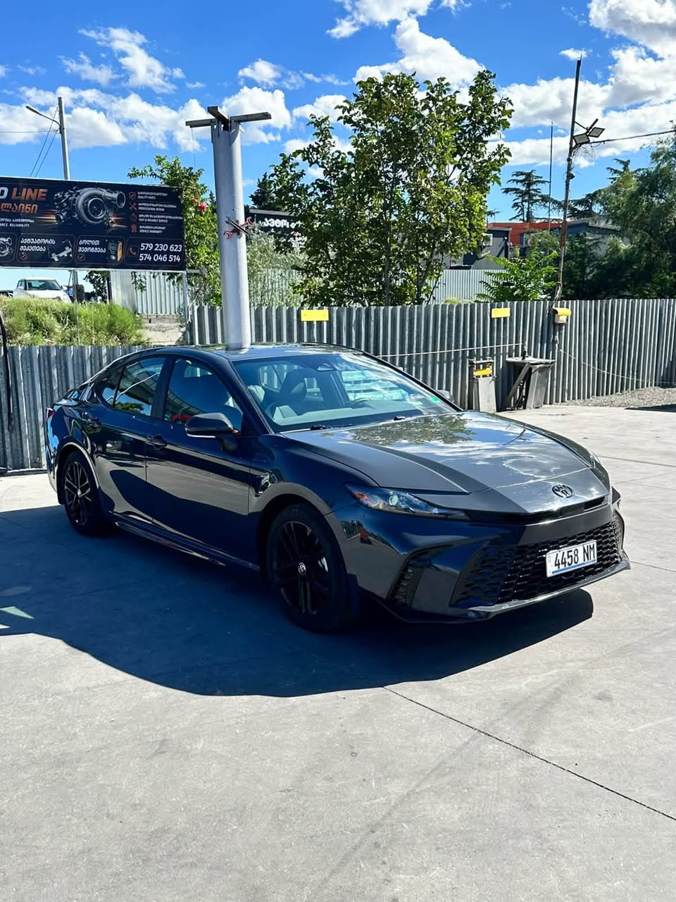 Toyota Camry 2025