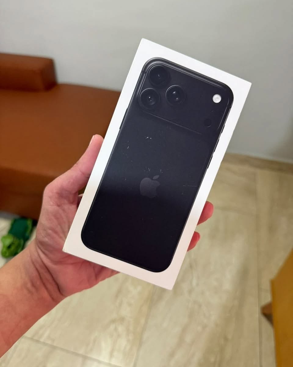 iPhone 18 Pro, sealed box