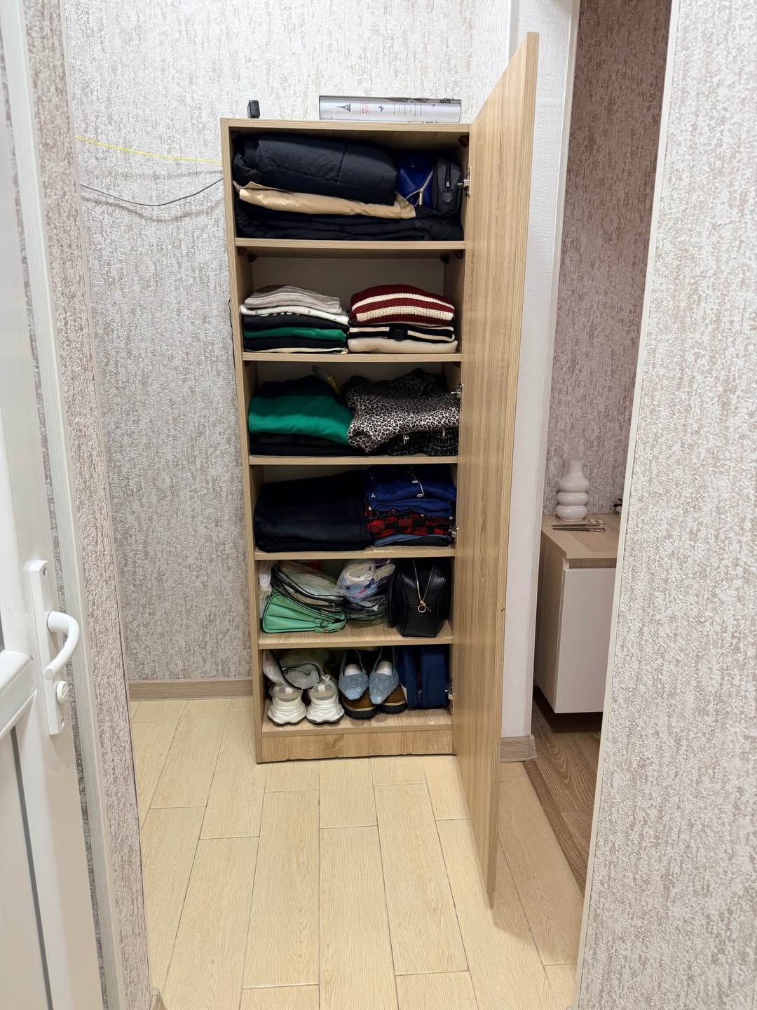Wooden wardrobe cabinet for sale