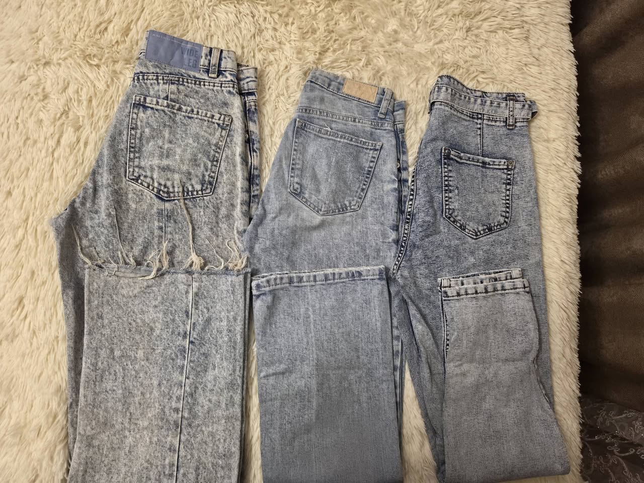 Women's jeans, several styles, cheap