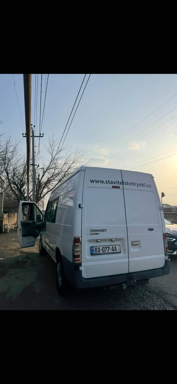 Автомобиль 2010