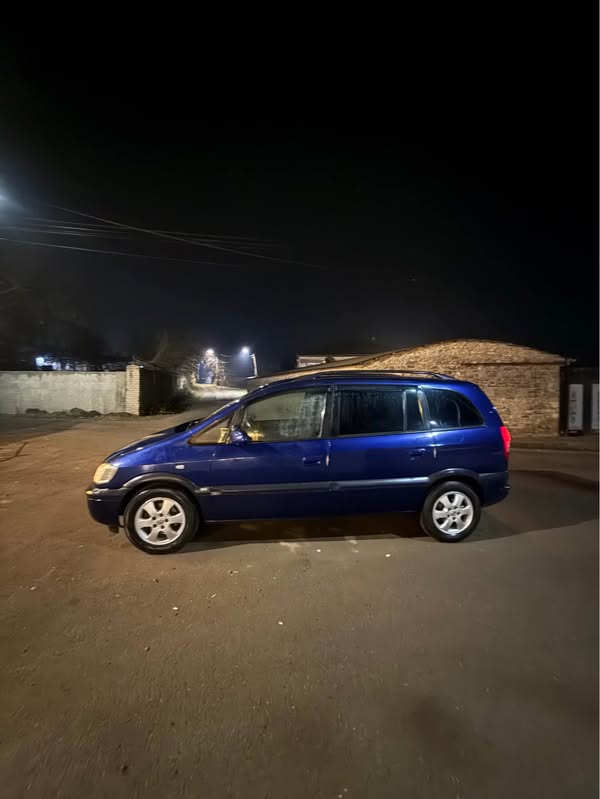 Avtomobil 2005 — 3,800$