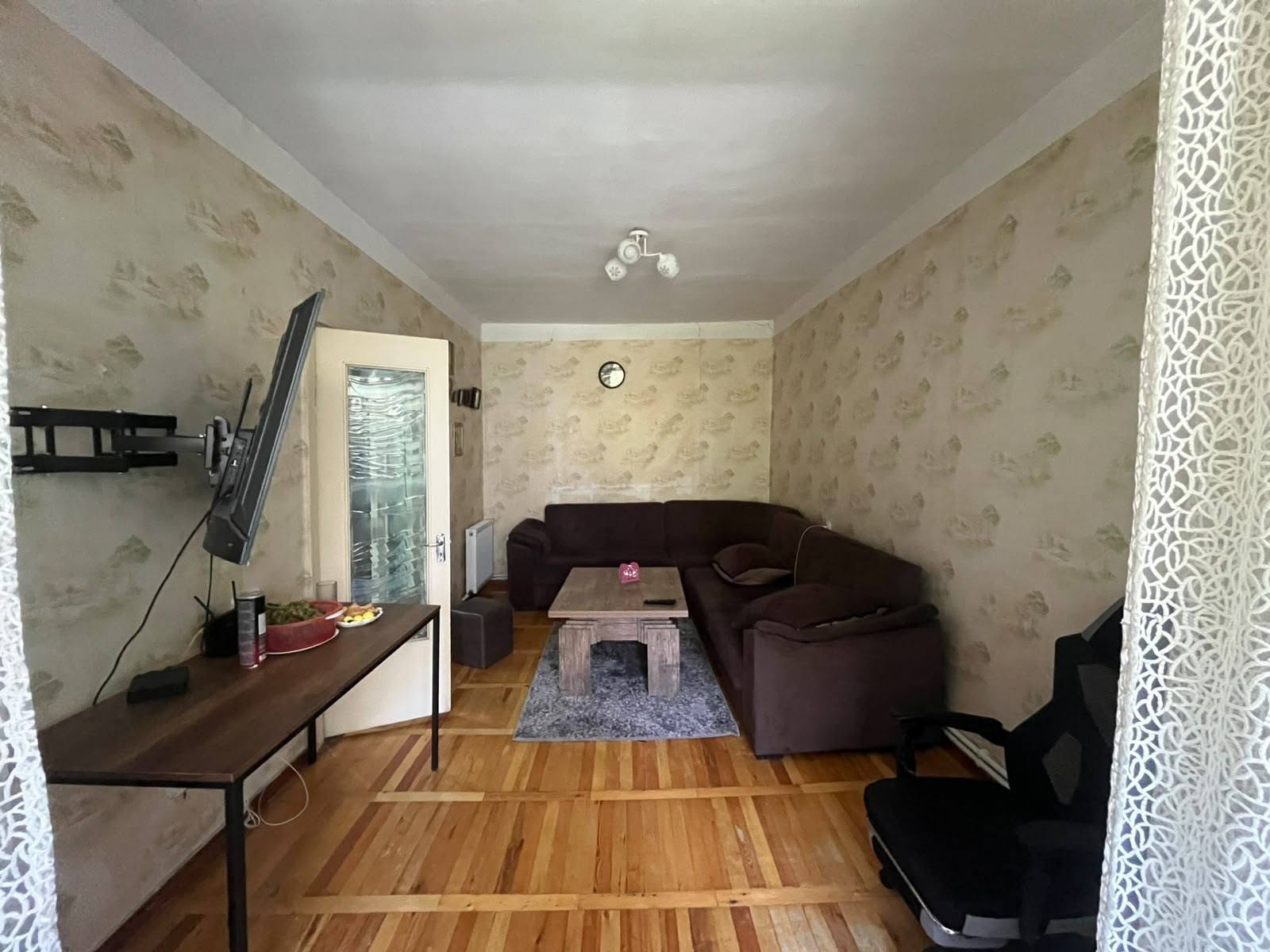 Продаётся 3-комнатная квартира, Тбилиси — $80,000