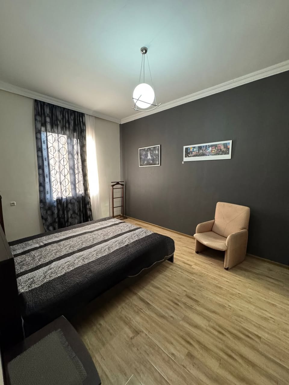 Дом, Рустави — $1,500