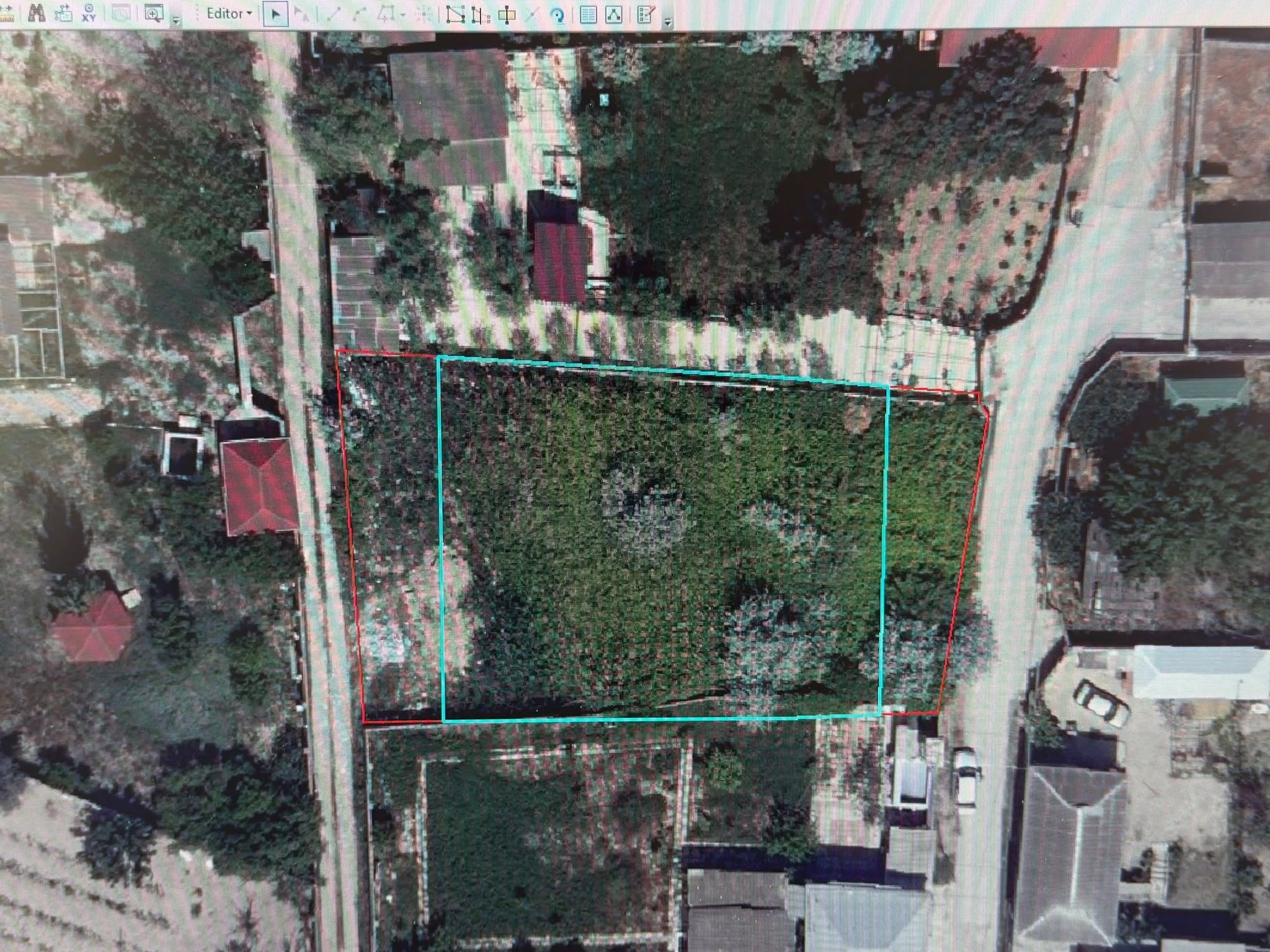 Land area, Baku — 11,000 ₼