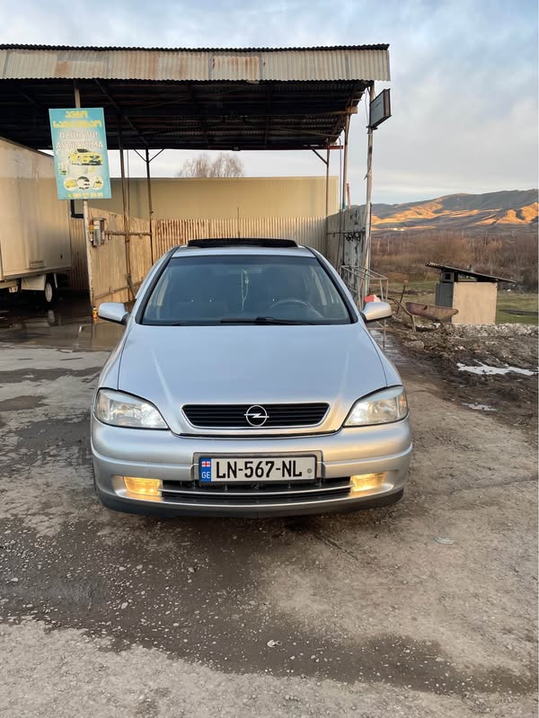 Avtomobil 2001 — 2,700$