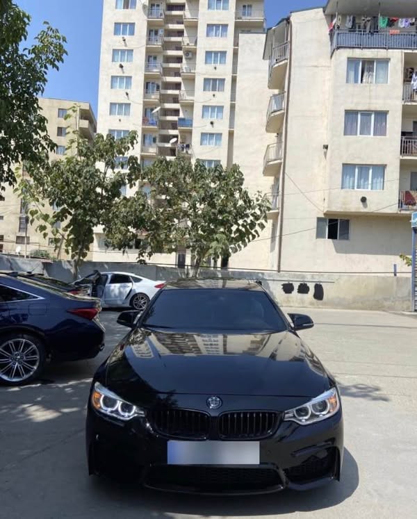 Avtomobil