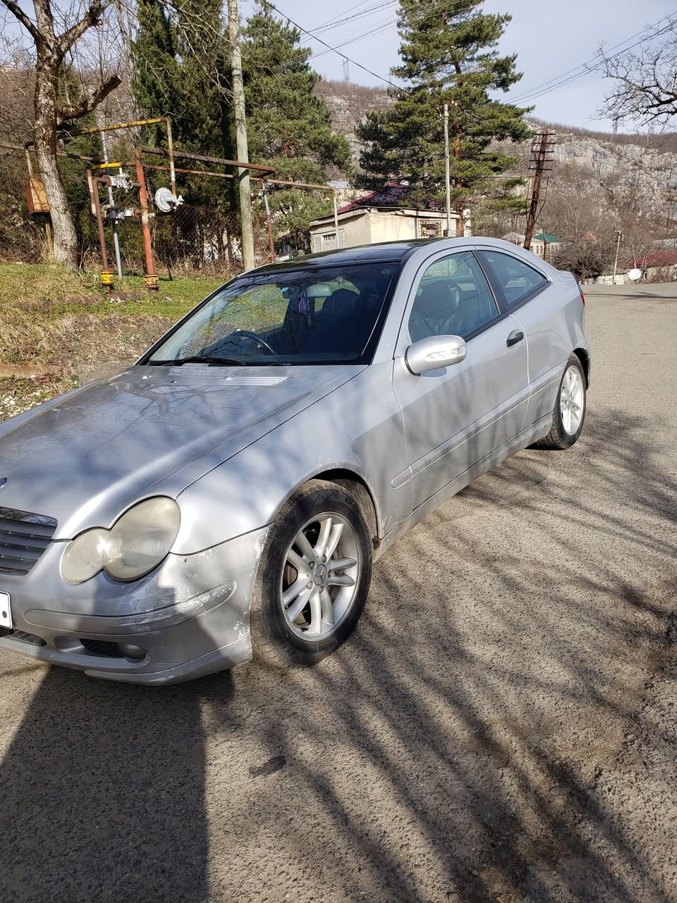 Satılık. 2001. 2.0. Kupası Texas'ta motoru değişmiş — 2,000$