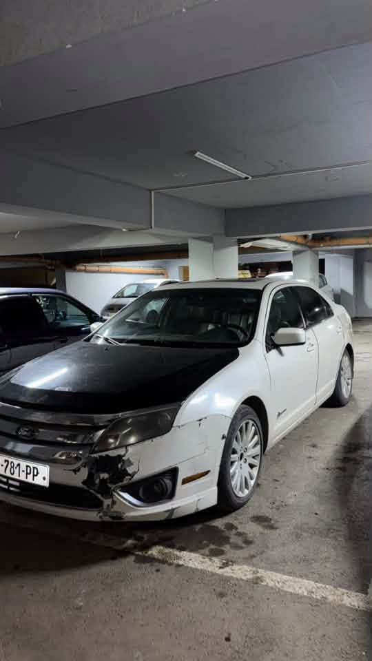 3200$ ბათუმი მანქანა გამართულია