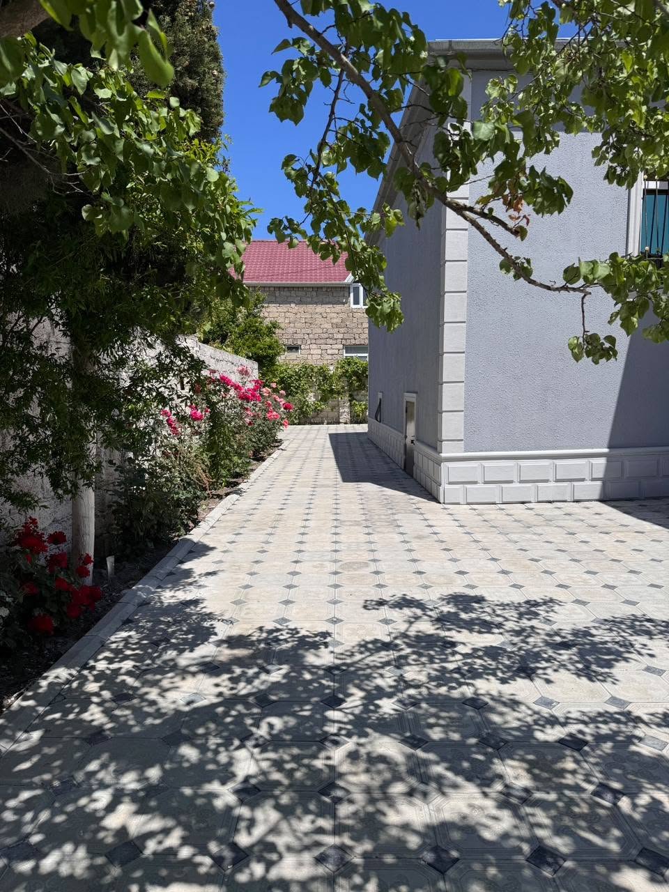Հյուղակ տուն, Բաքու — 170,000 ₼