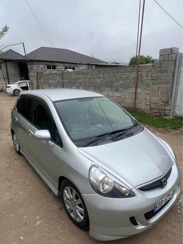 Avtomobil 2005 — 3,500$