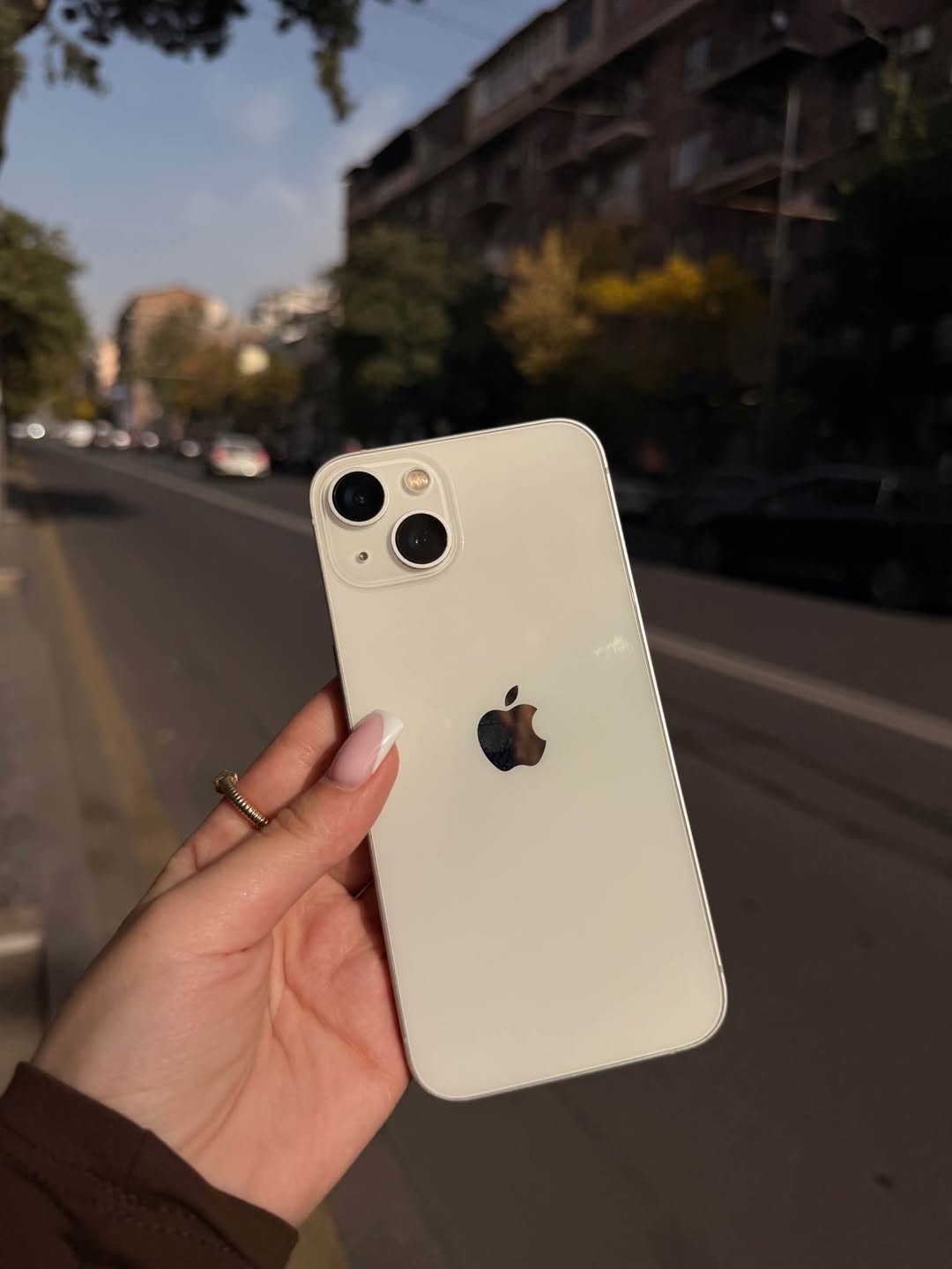 Iphone 13 Yaxşı vəziyyətdə Dəyişdirilmişdir