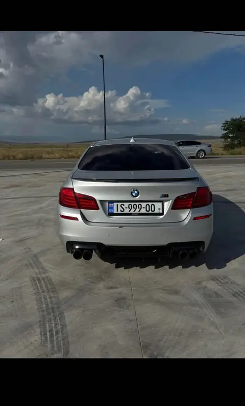 ავტომობილი