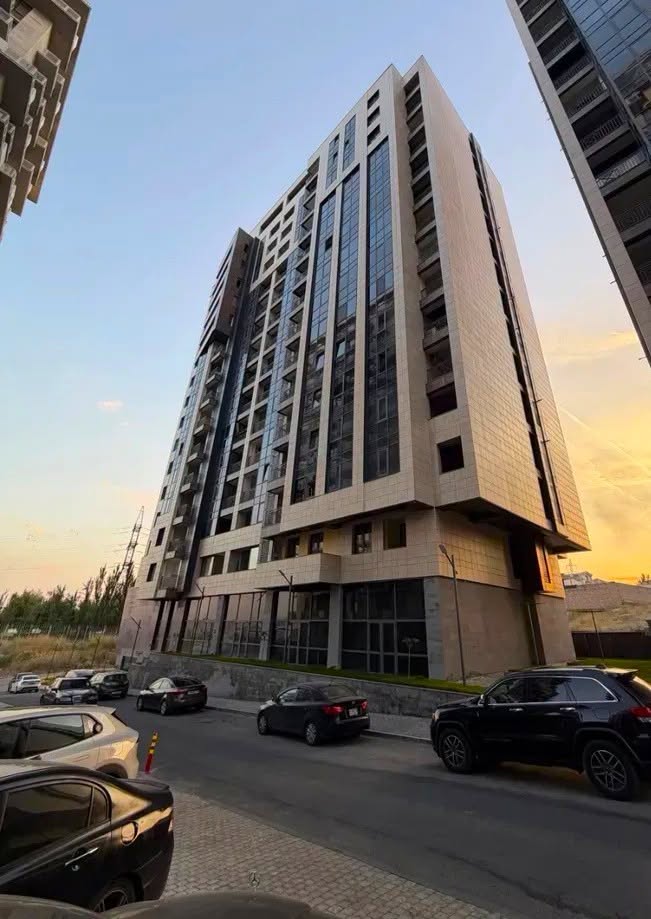 2 otaqlı mənzil satılır, İrəvan — $108,000