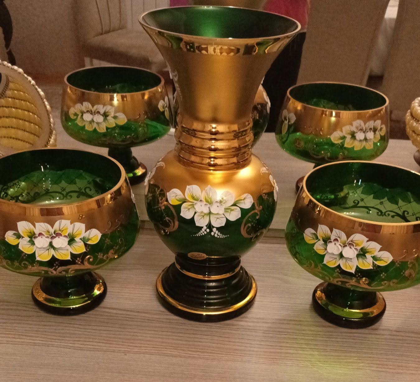 Kristal qablar dəsti, birlikdə