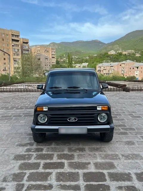 Lada Niva Pikap