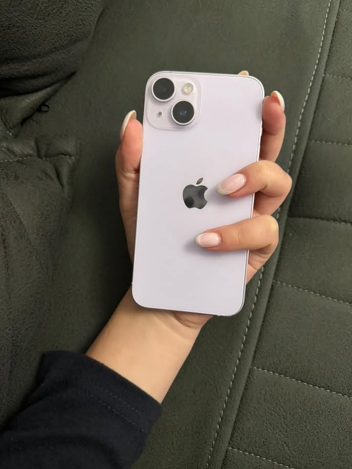 iPhone 14, ბატარეა 75%, გაუხსნელი