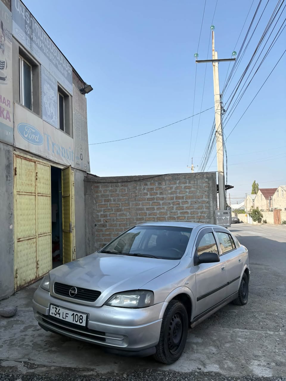 Avtomobil 2000 — 3,000$
