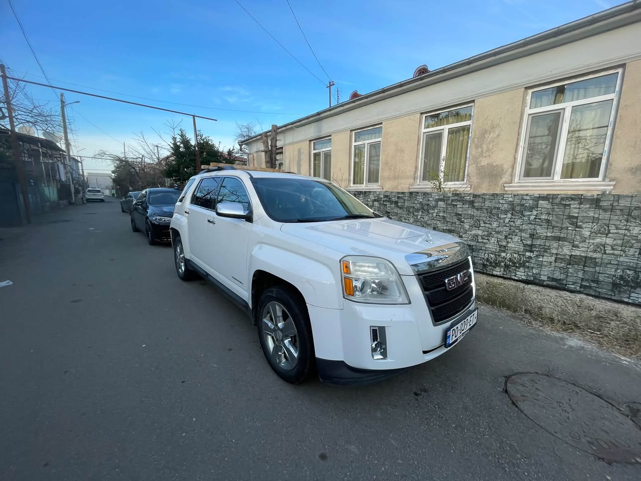 GMC — 3,000$