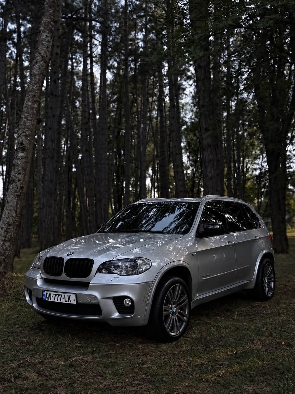 BMW X5 2011 — 10,300$
