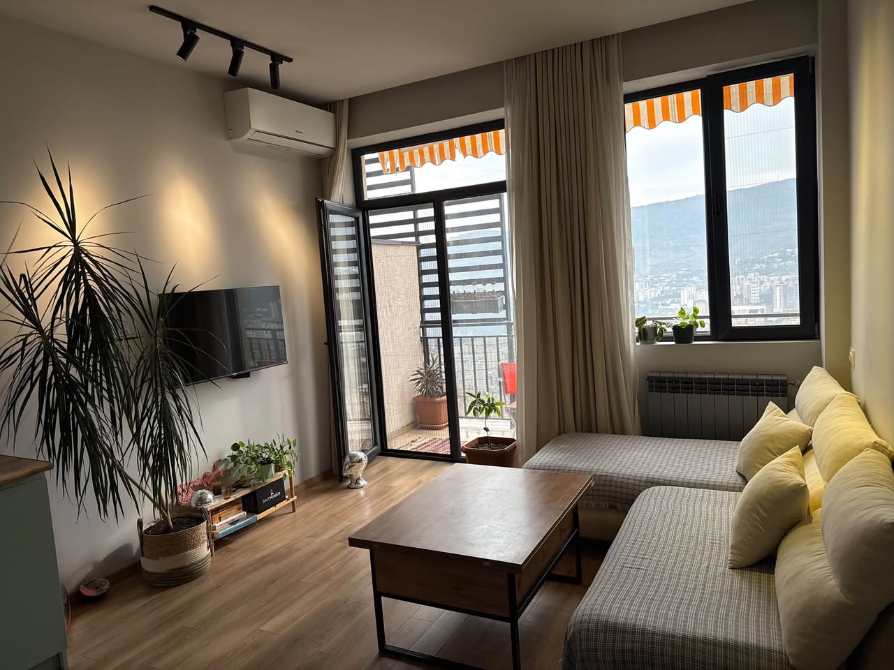 ✨ Kantaria Caddesinde daire satılık! ✨ — 105,000$