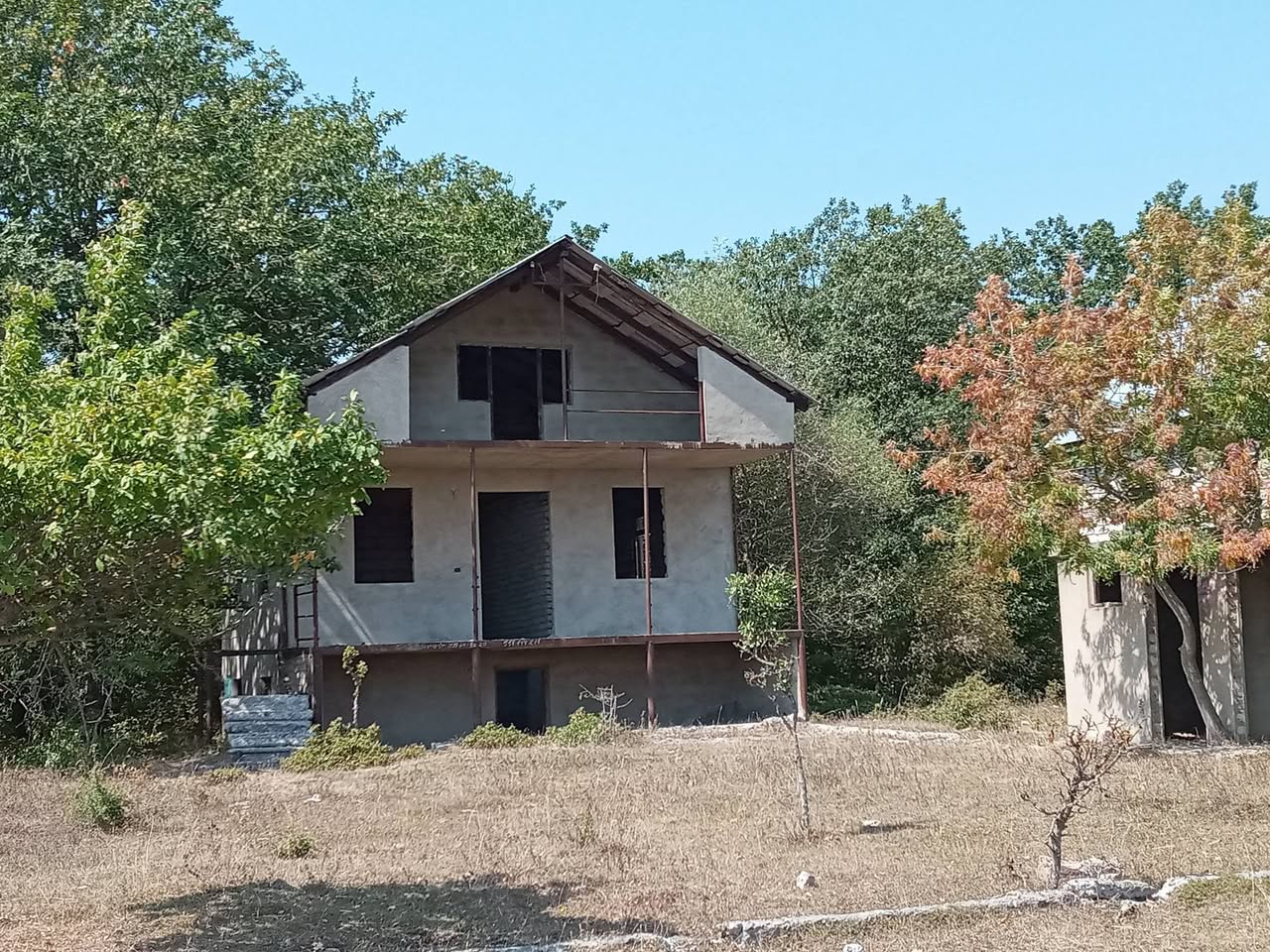 სახლი, დუშეთი