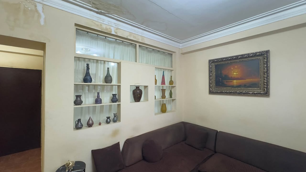 Продаётся 3-комнатная квартира, Тбилиси — $80,000