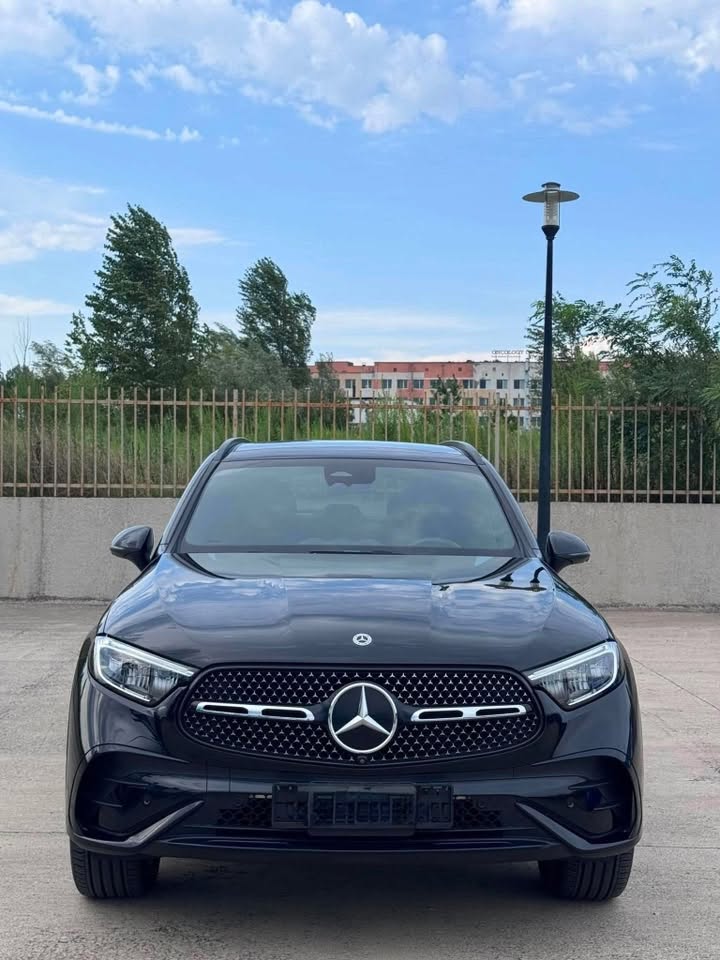Mercedes-Benz GLC 300 (Hibrit) AMG 2024 — 46,000$