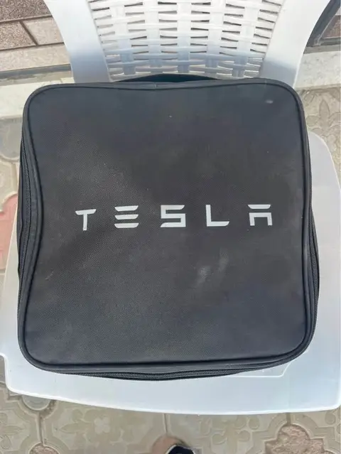 Tesla — 850₾