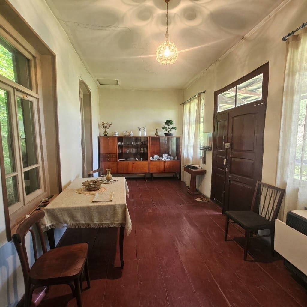 🏡 Ev ve büyük bir parça köy arazisi