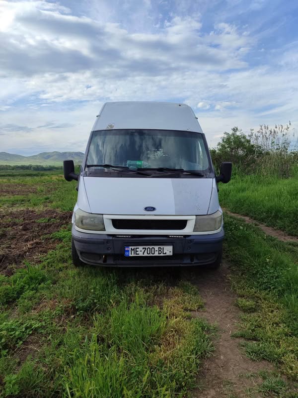 Ford 2001