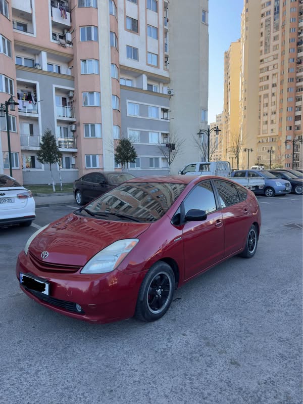 Avtomobil