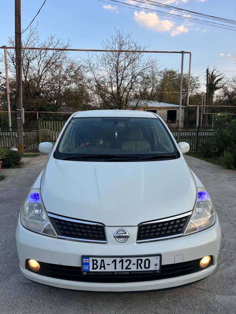 0.5 automatic 4×4 drive car for sale 2006 model