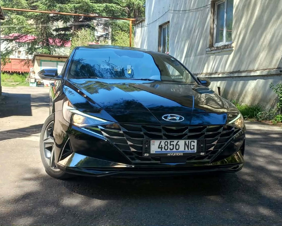 Hyundai Elantra 2021