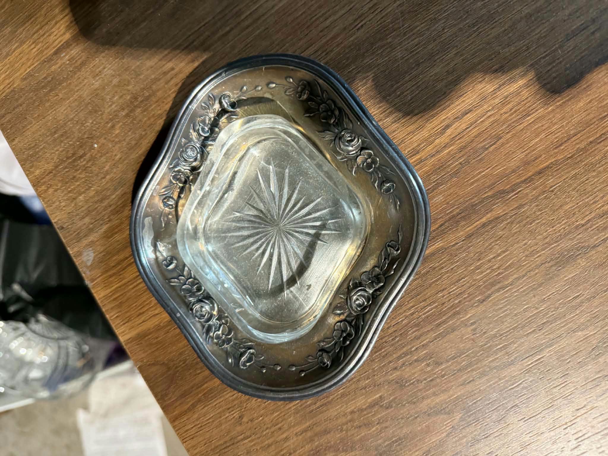 Eski gümüş melhiyor, cam kakmalı
