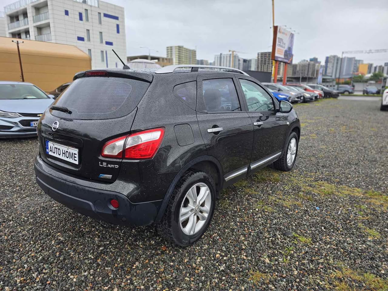 Nissan Qashqai 2010წ, 2.0 ძრავი ავტომატიკა, — 5,500$