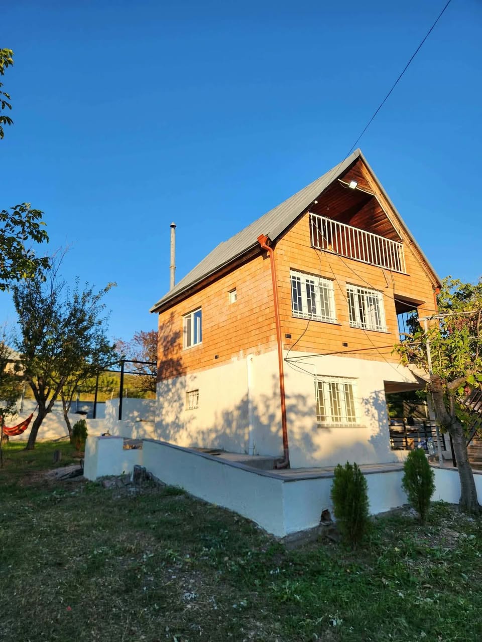 სახლი, თბილისი — $72,000