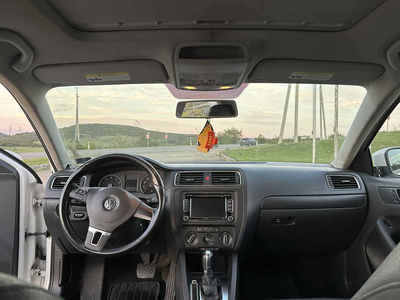 Volkswagen Jetta 2012 — 4,800$