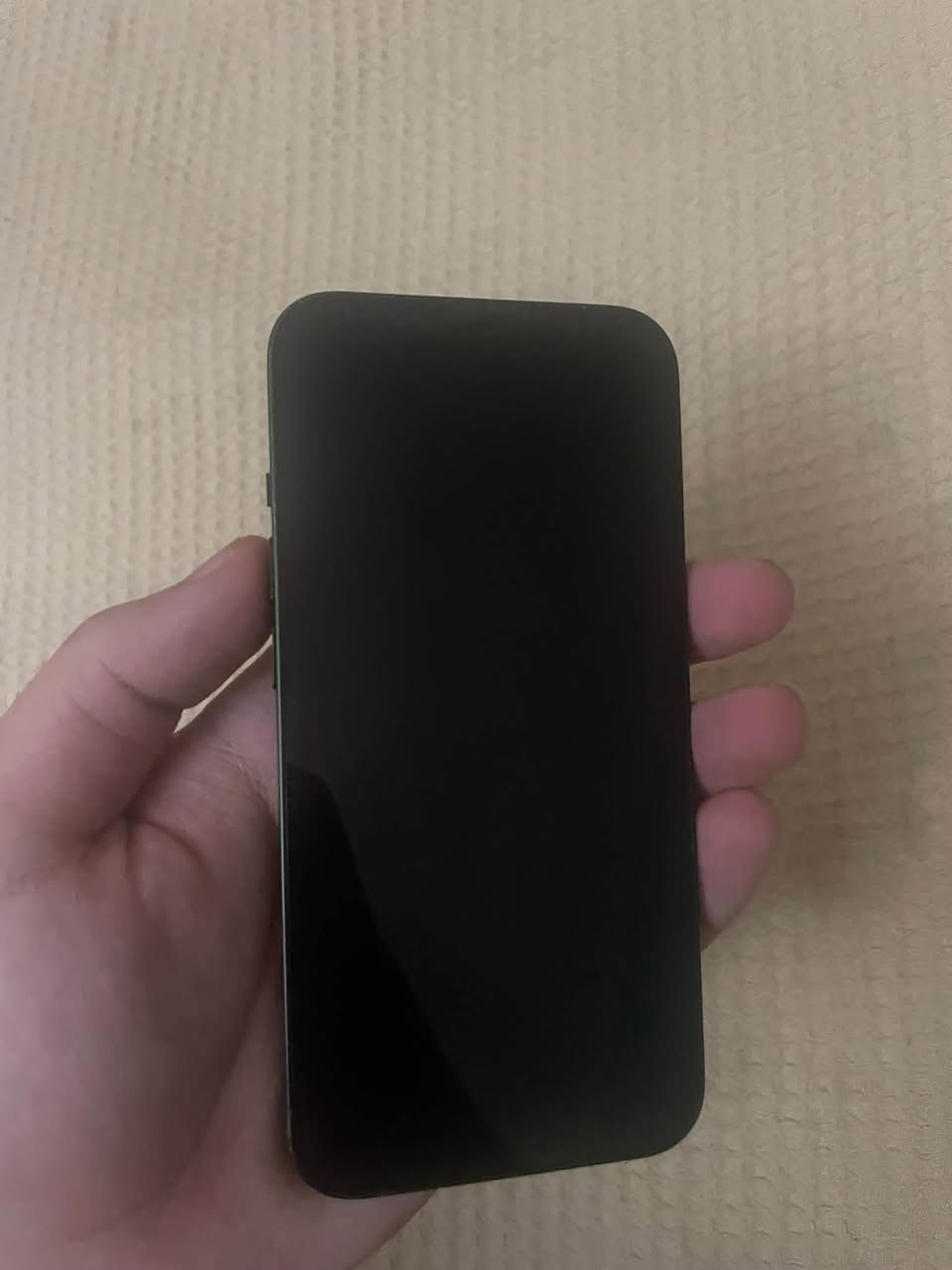 იყიდება iphone 13 გაუხსნელია და მუშაობს