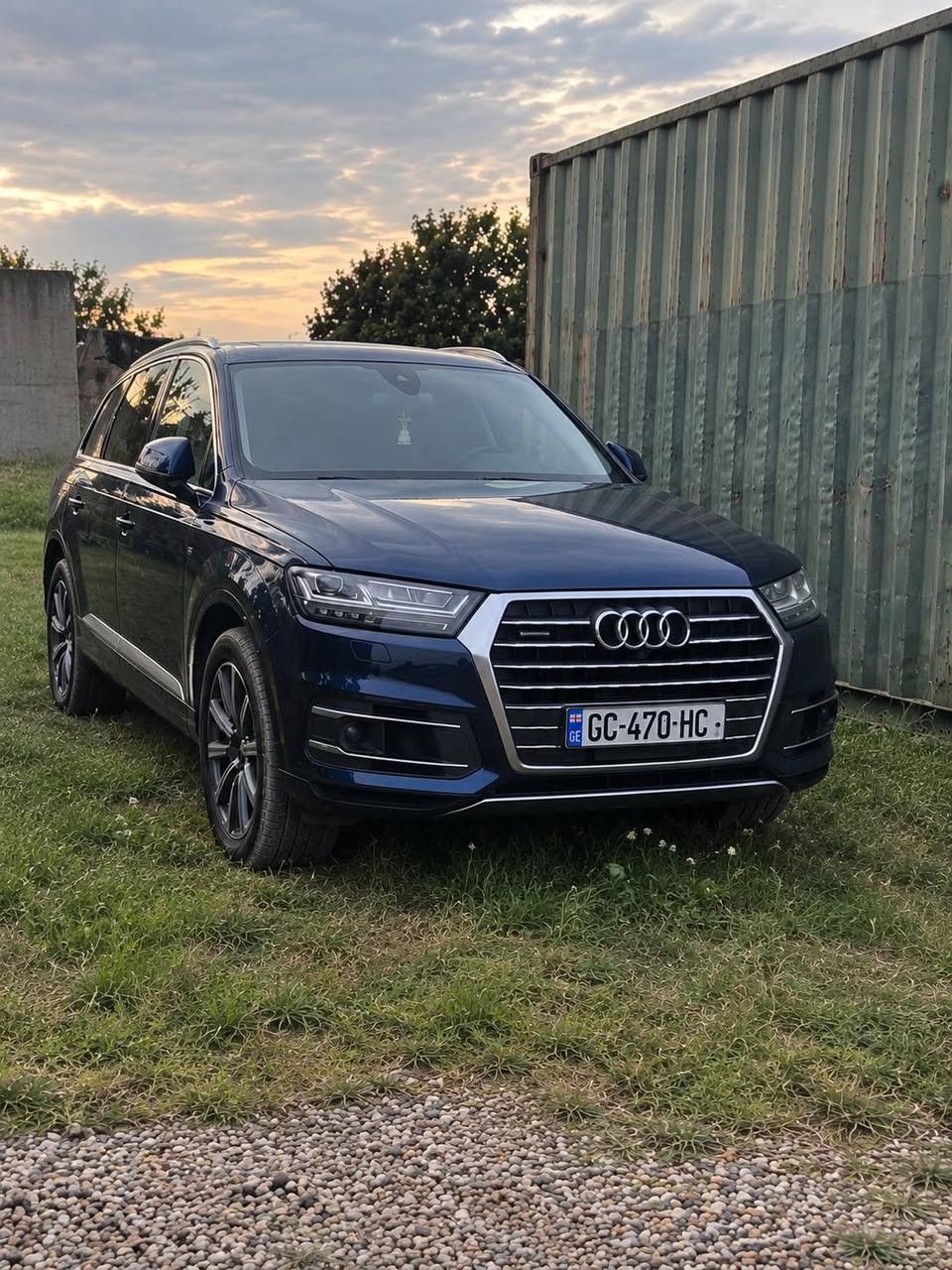 Audi Q7 2019 — 17,700$
