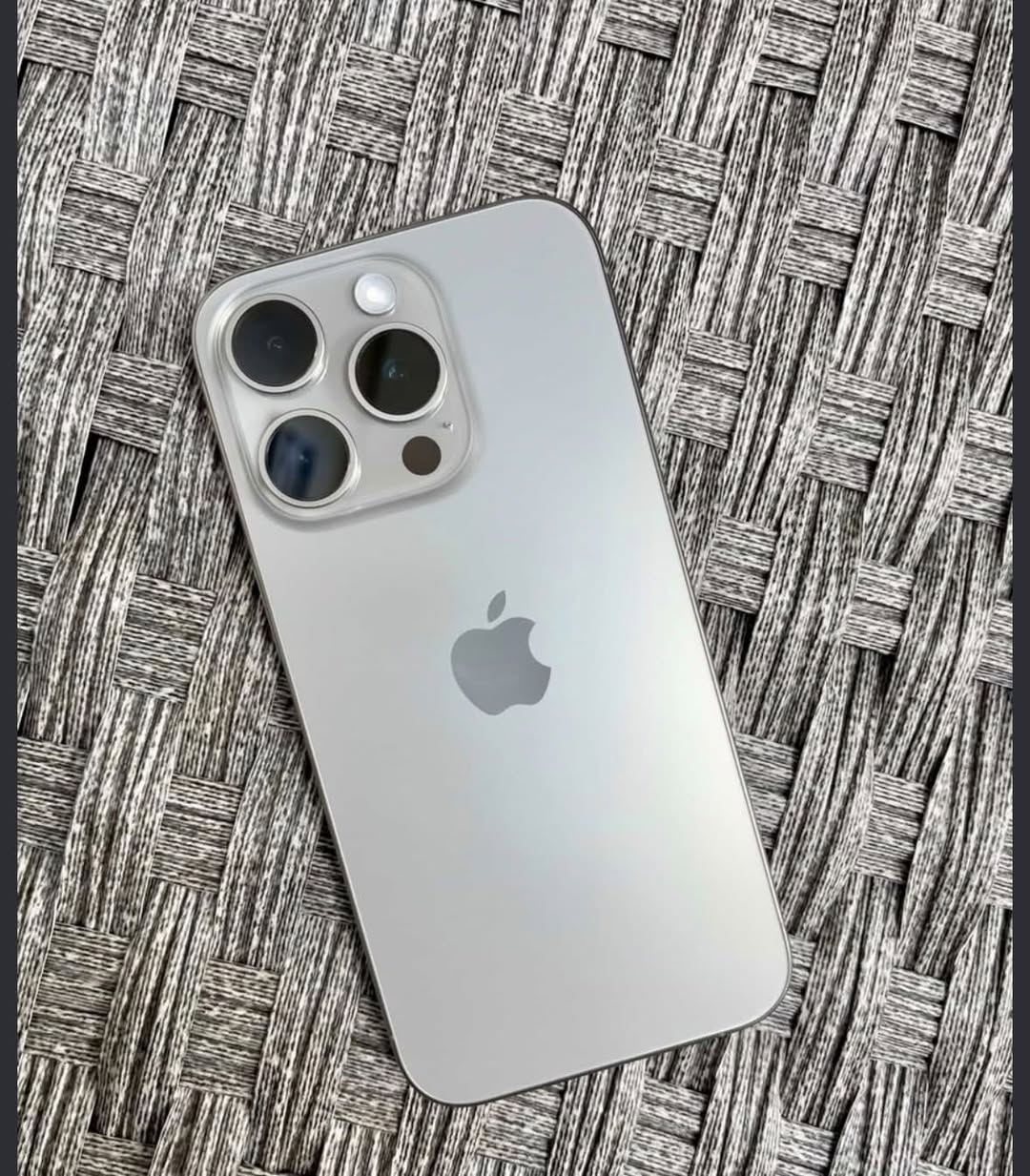 iPhone 15 PRO 128 GB — 1,450₾ satılık