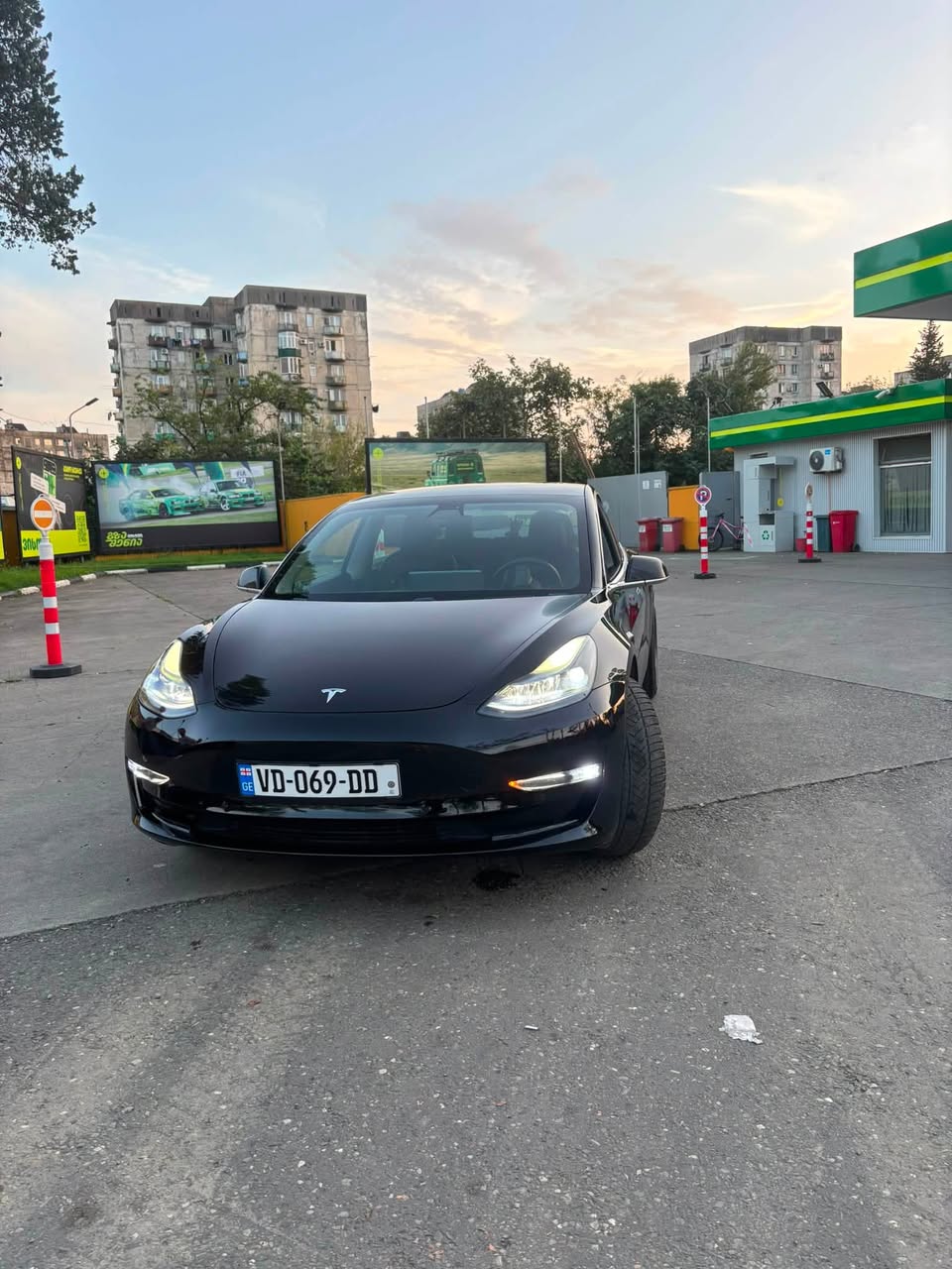 იყიდება ✅ tesla model 3 standart 2020