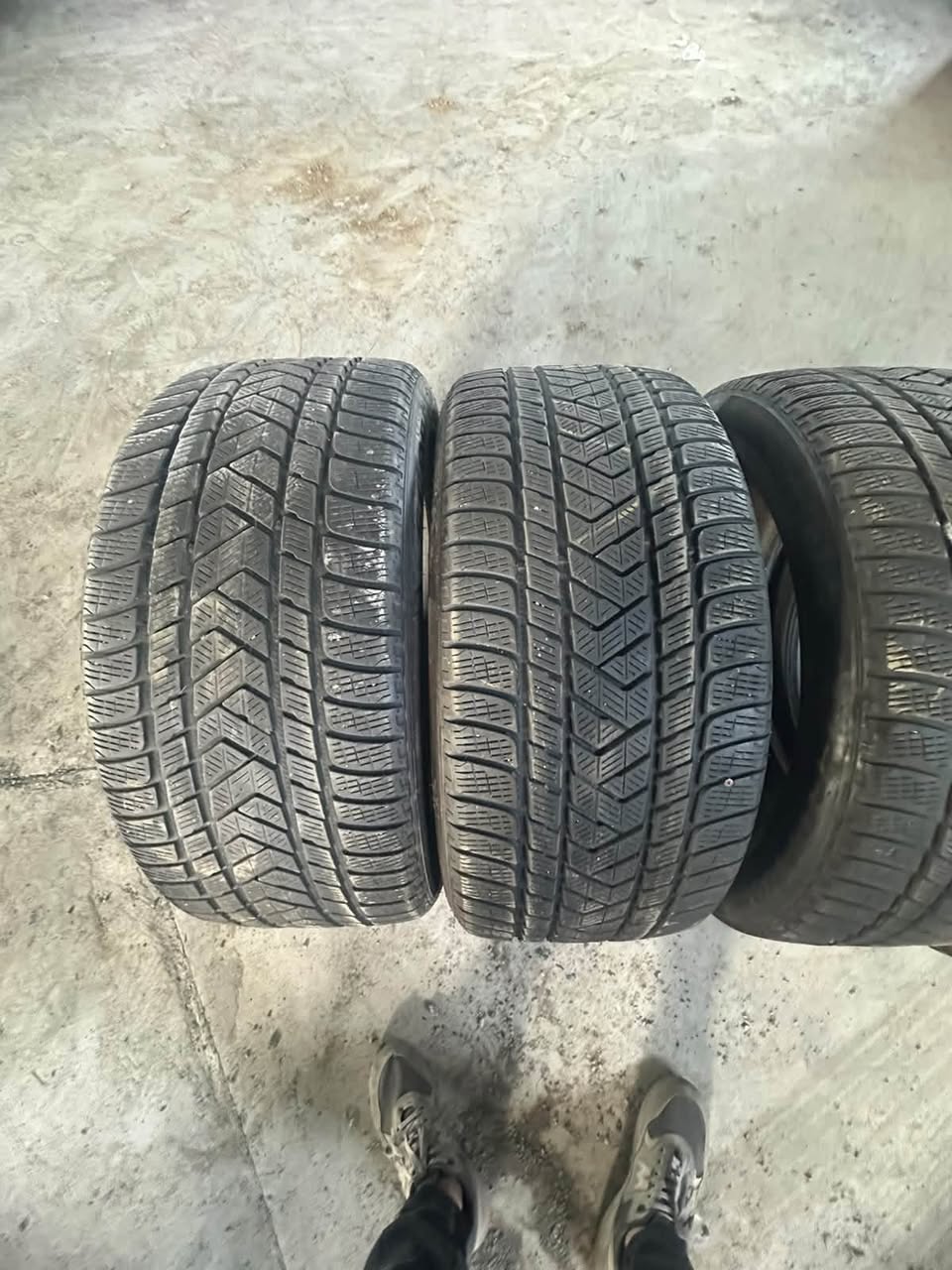 Avtomobil — 1,050$