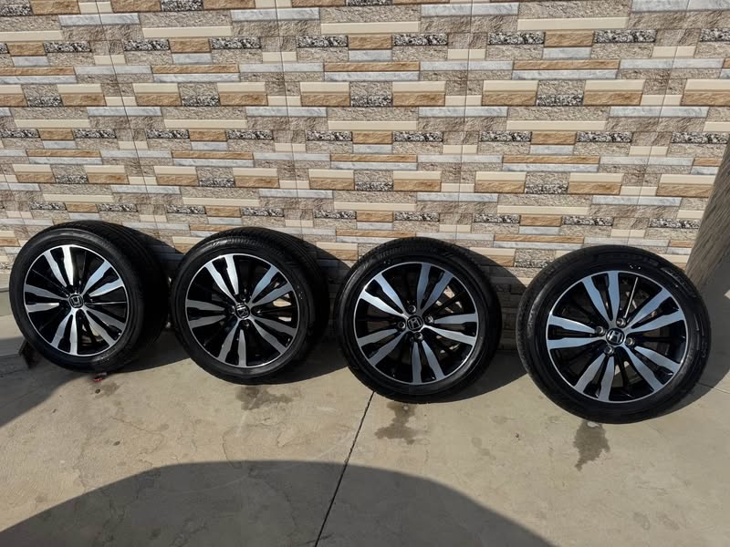 Avtomobil 2018 — 550$