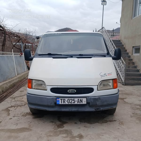 Ford 1999