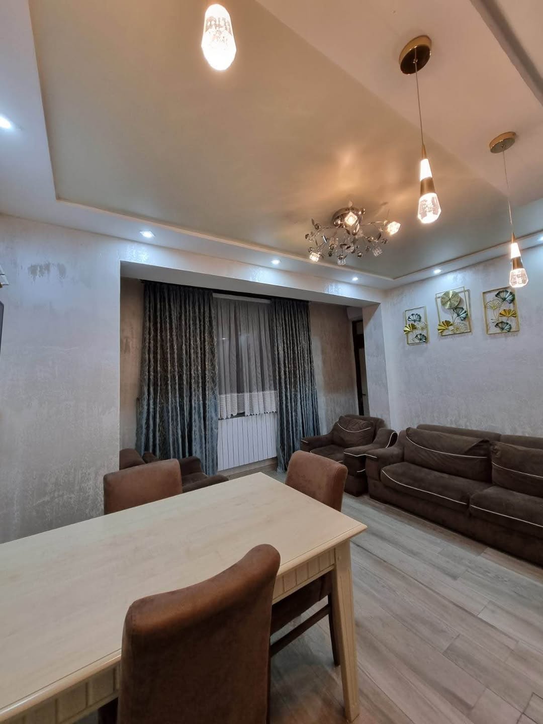 იყიდება 3-ოთახიანი ბინა, ბათუმი — $115,000