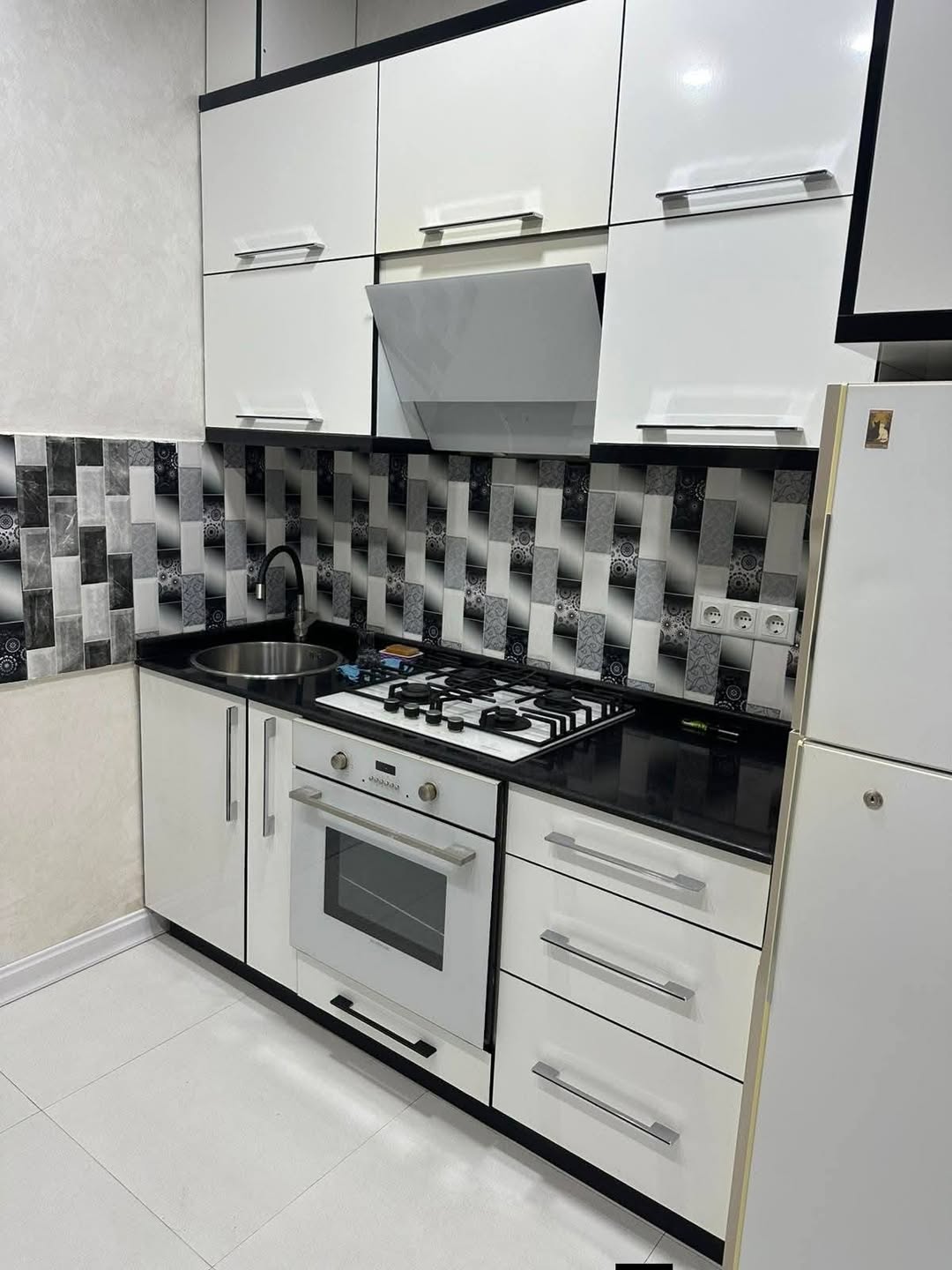 Avtomobil — 650$