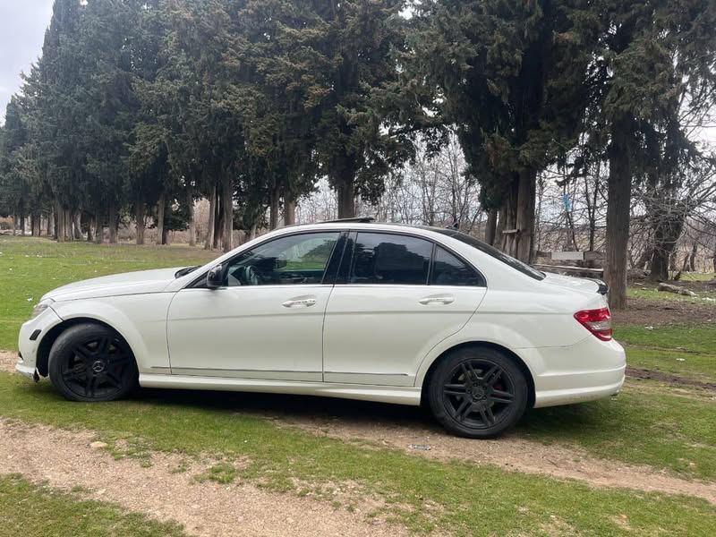 Mercedes-Benz 2008